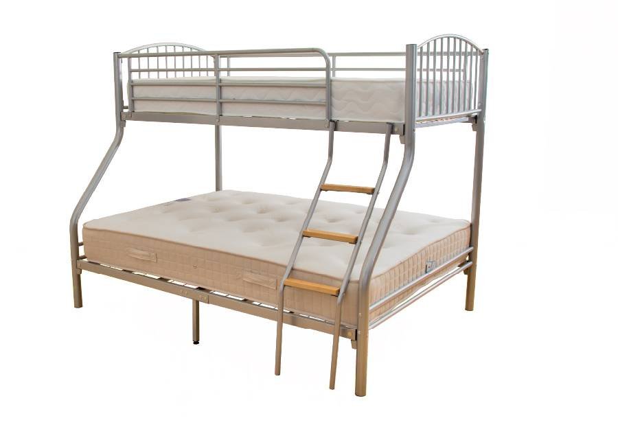 triple-bunk-bed